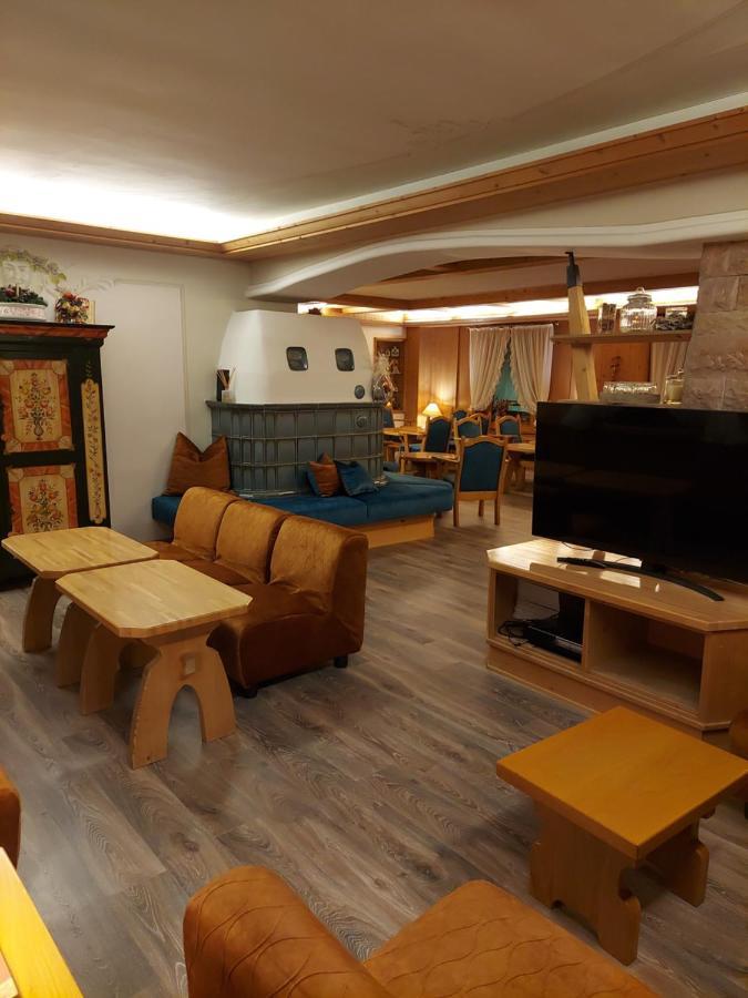 Hotel Alpina Pinzolo Esterno foto