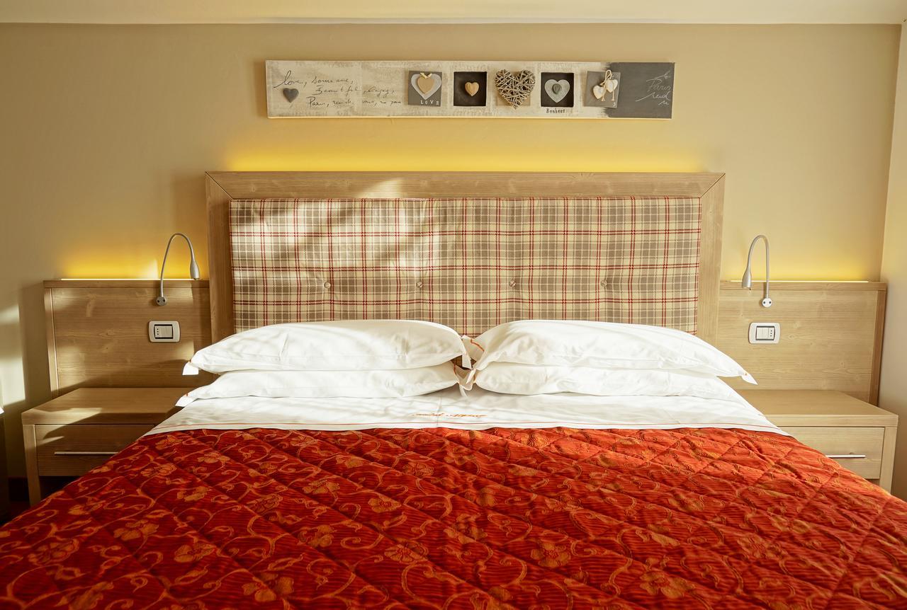 Hotel Alpina Pinzolo Esterno foto