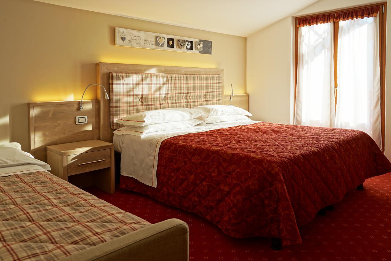 Hotel Alpina Pinzolo Esterno foto